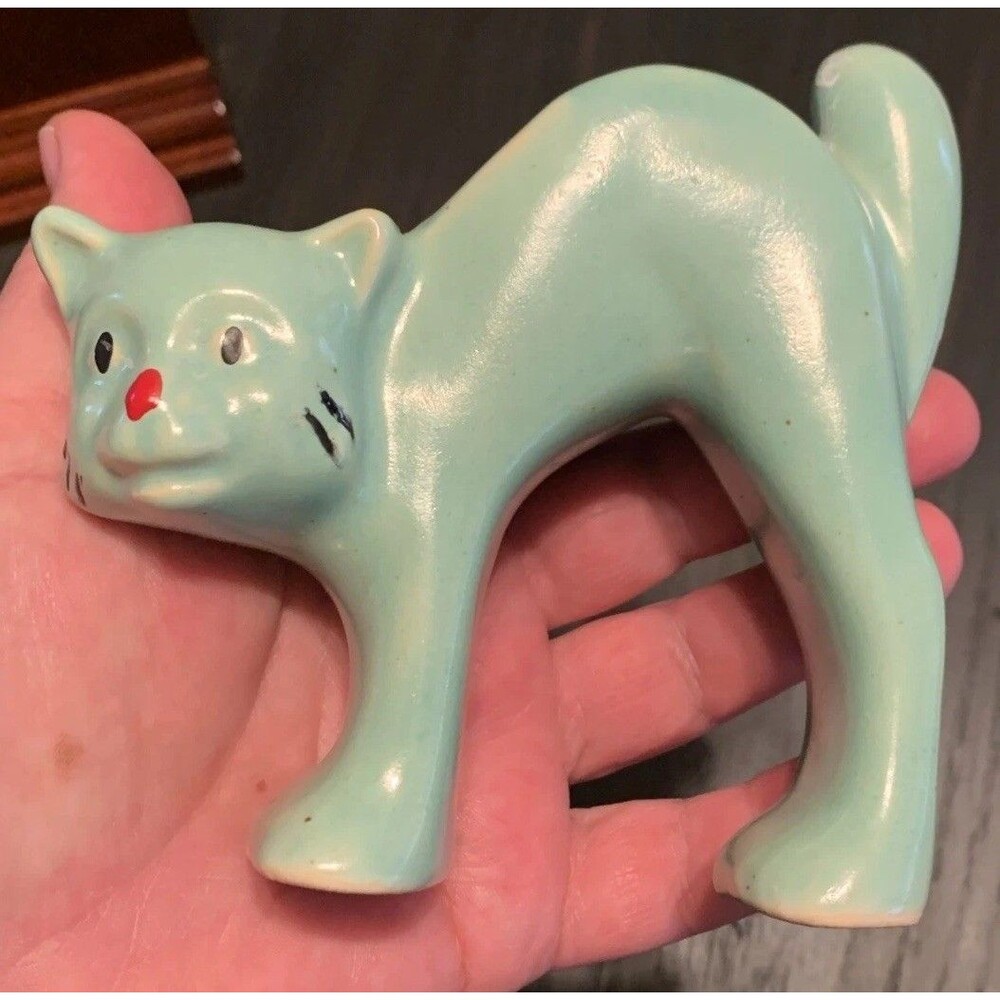 Vintage McCoy Arched Green Stretch Cat Planter